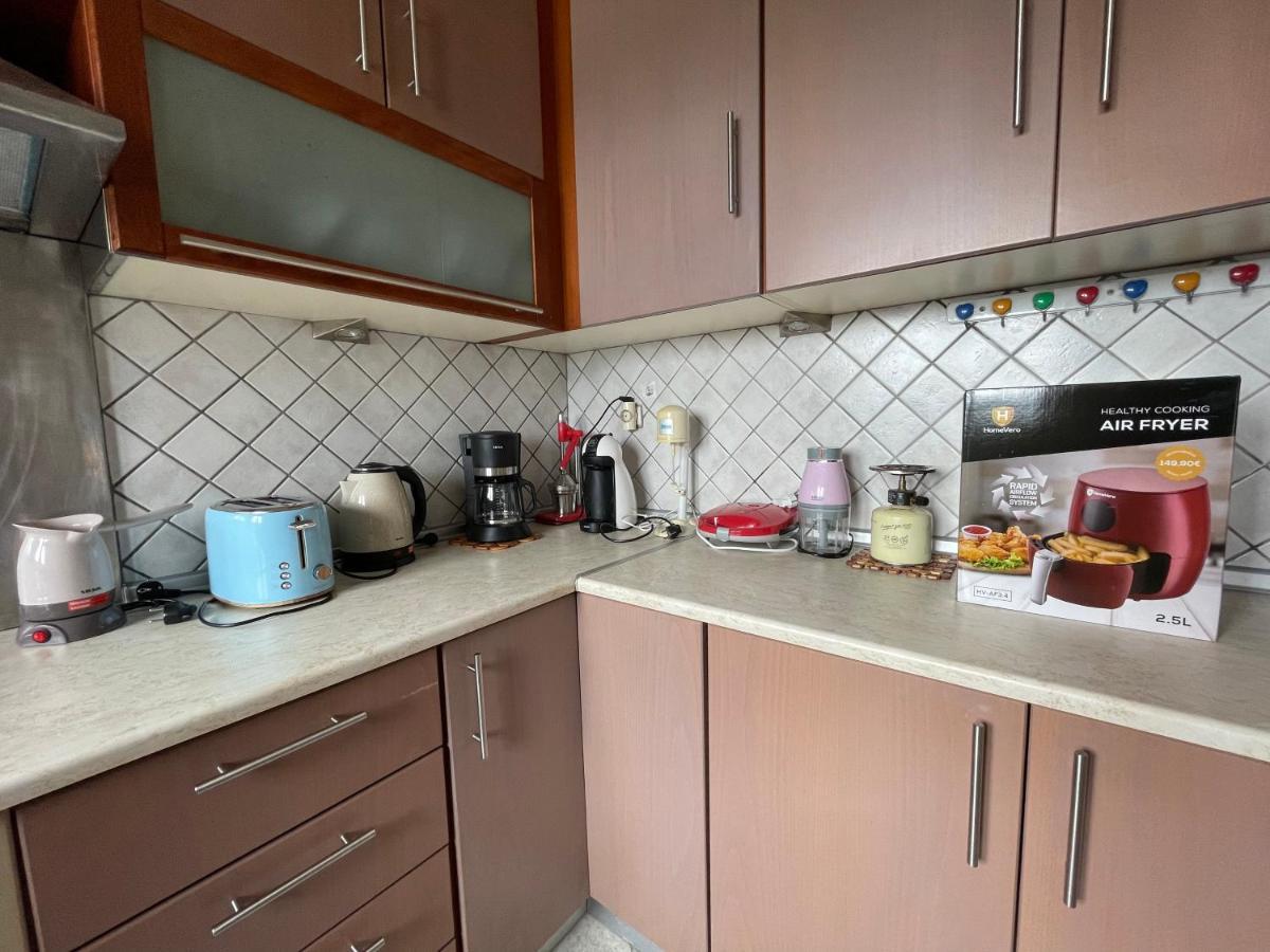 Seaside Apartment With Private Garden Nea Ankhialos Bagian luar foto